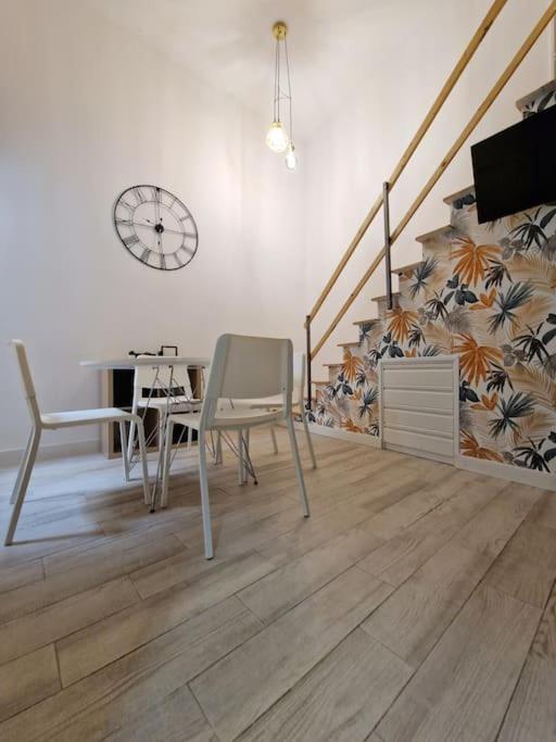 Mediodia Chica Apartamento Tipo Loft En La Latina Apartment Мадрид Екстериор снимка