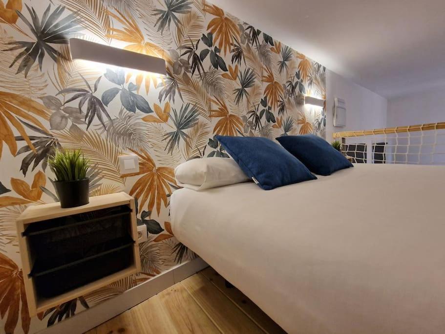Mediodia Chica Apartamento Tipo Loft En La Latina Apartment Мадрид Екстериор снимка