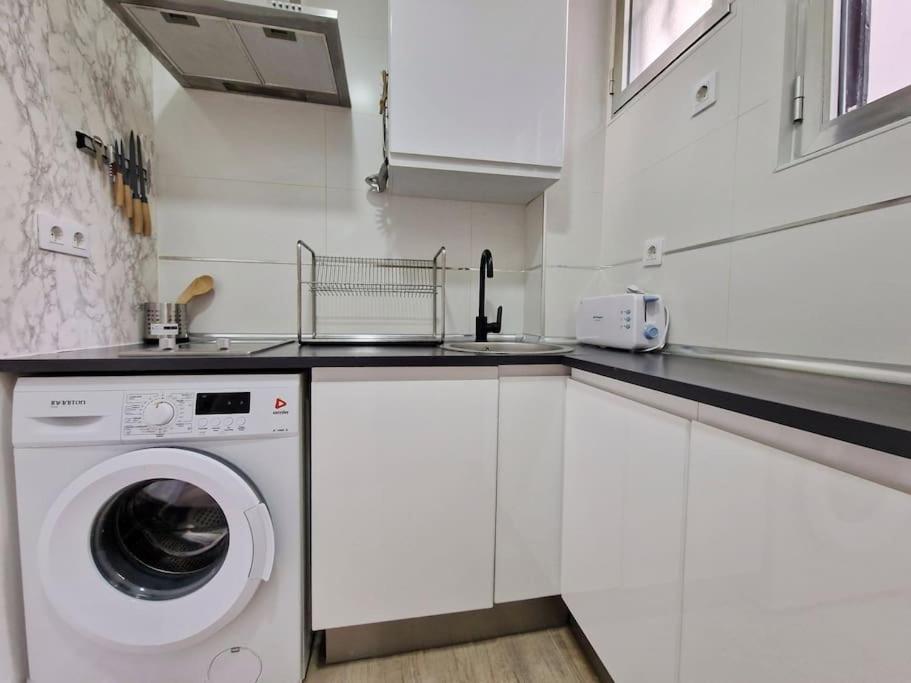 Mediodia Chica Apartamento Tipo Loft En La Latina Apartment Мадрид Екстериор снимка